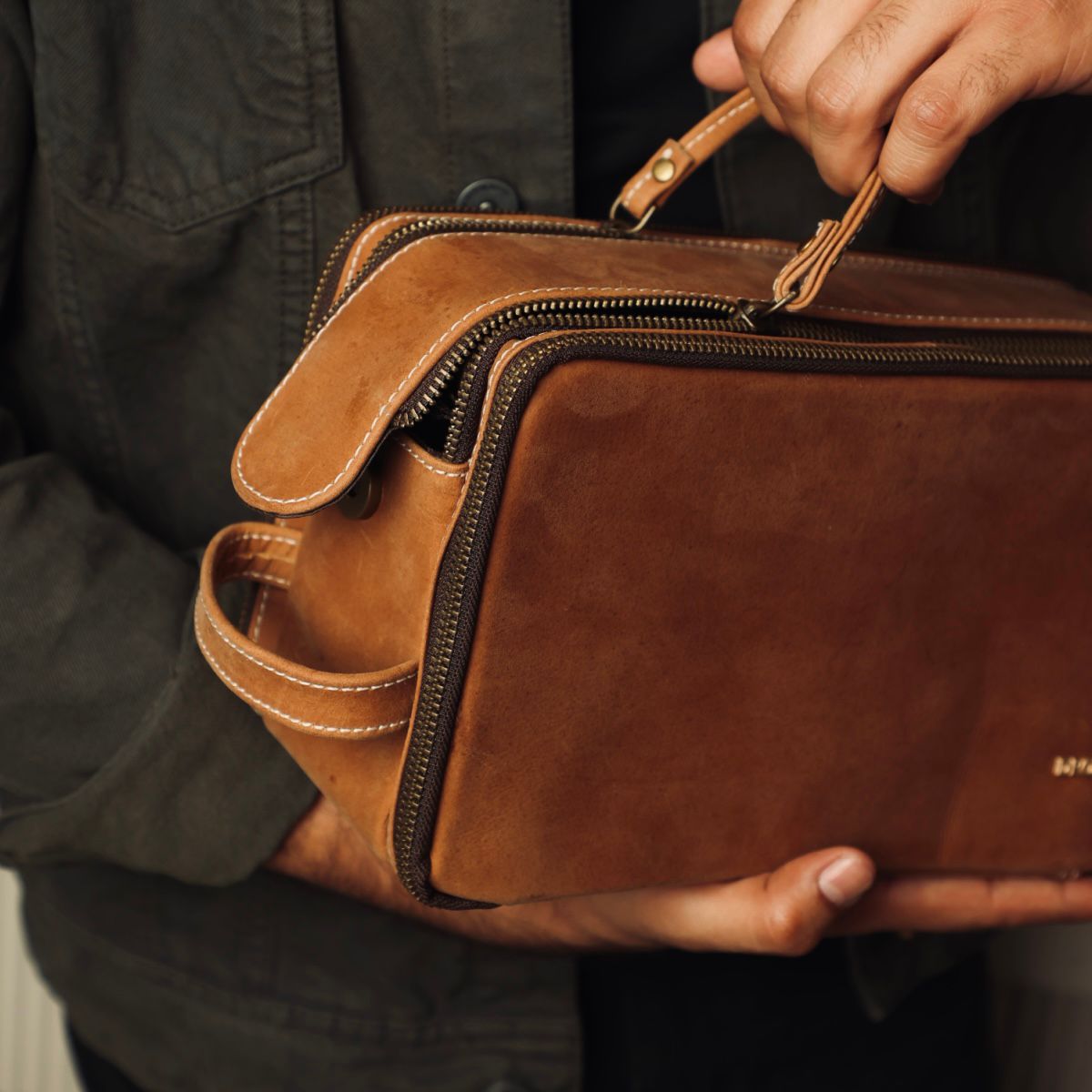 Leather Travel Kit for Men | Premium Toiletry Organizer