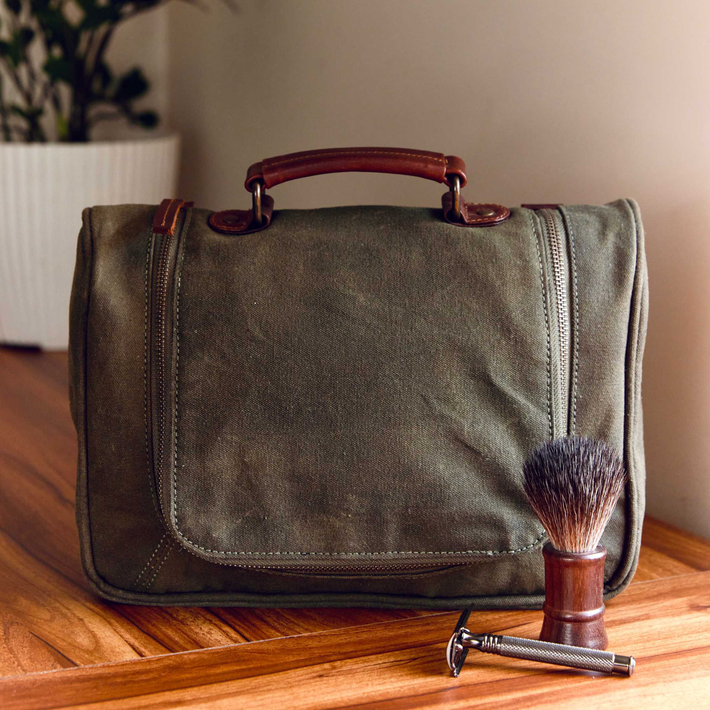 Olive Toiletry Bag | Waxed Canvas - Dpotli