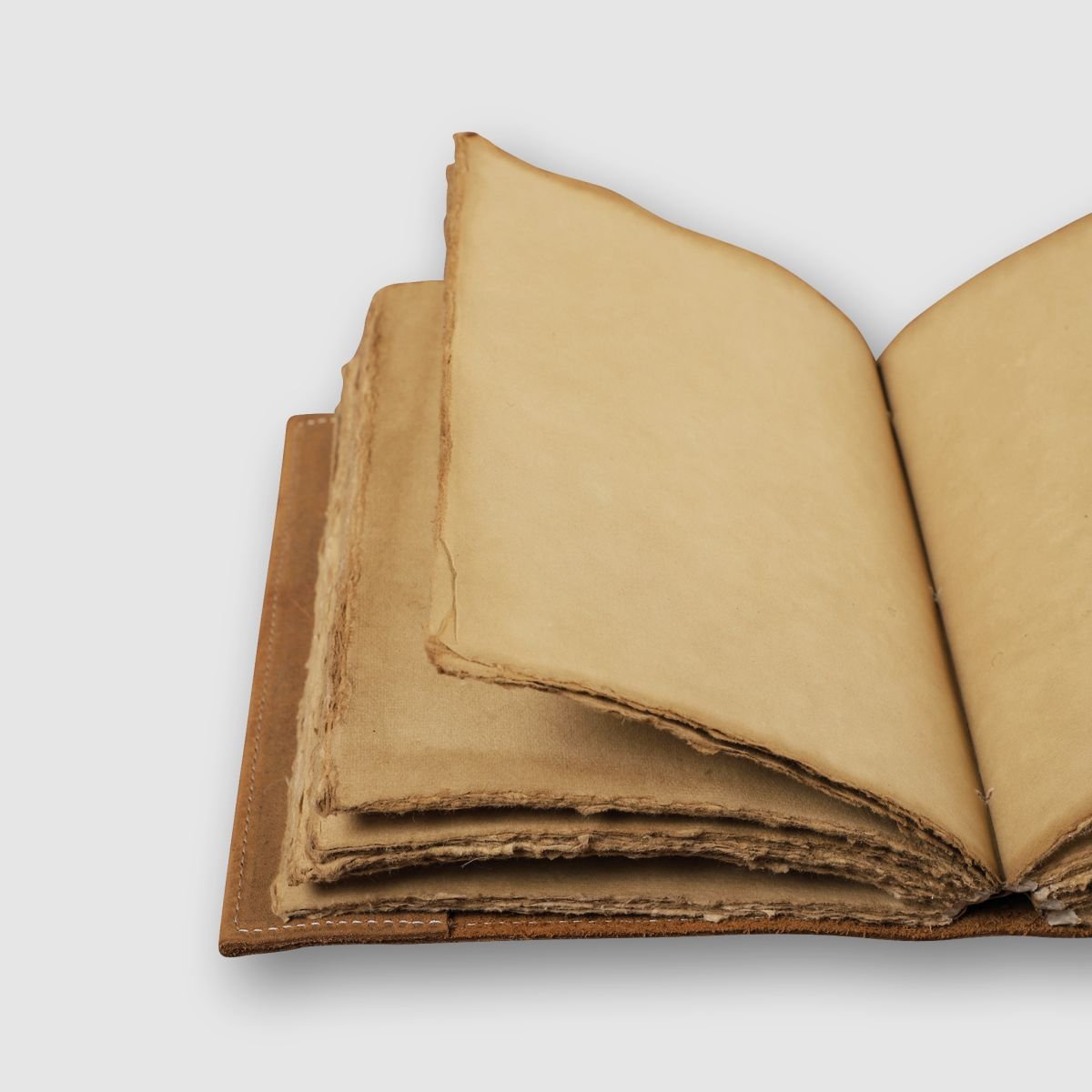 Antique Leather Journal- Elastic Closure - Dpotli