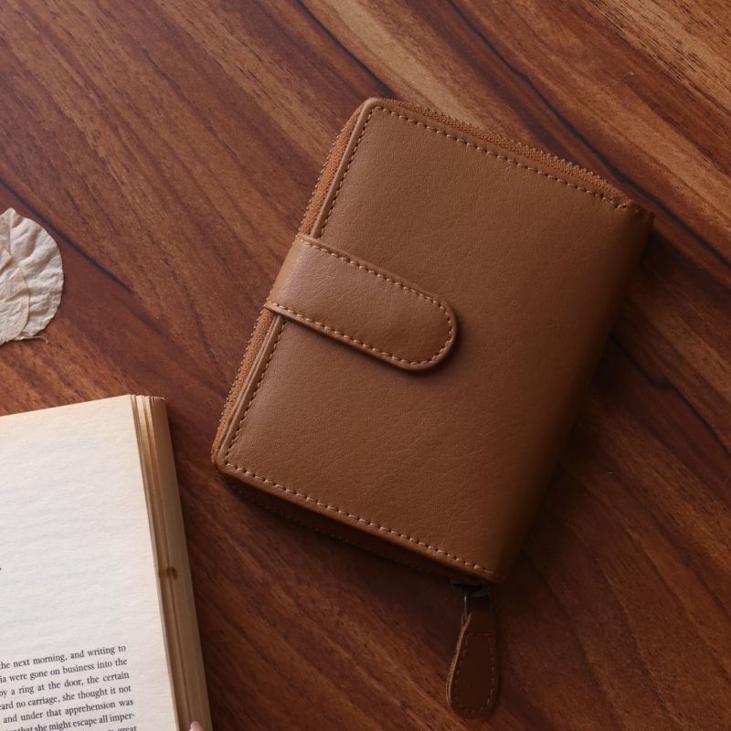 Womens Leather Wallet - The Vault