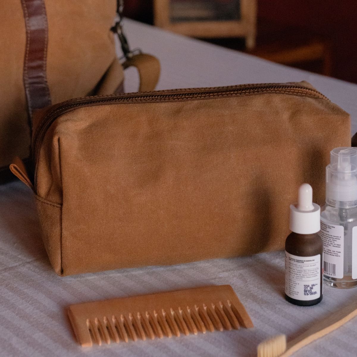 Brown Canvas Dopp Kit - Dpotli