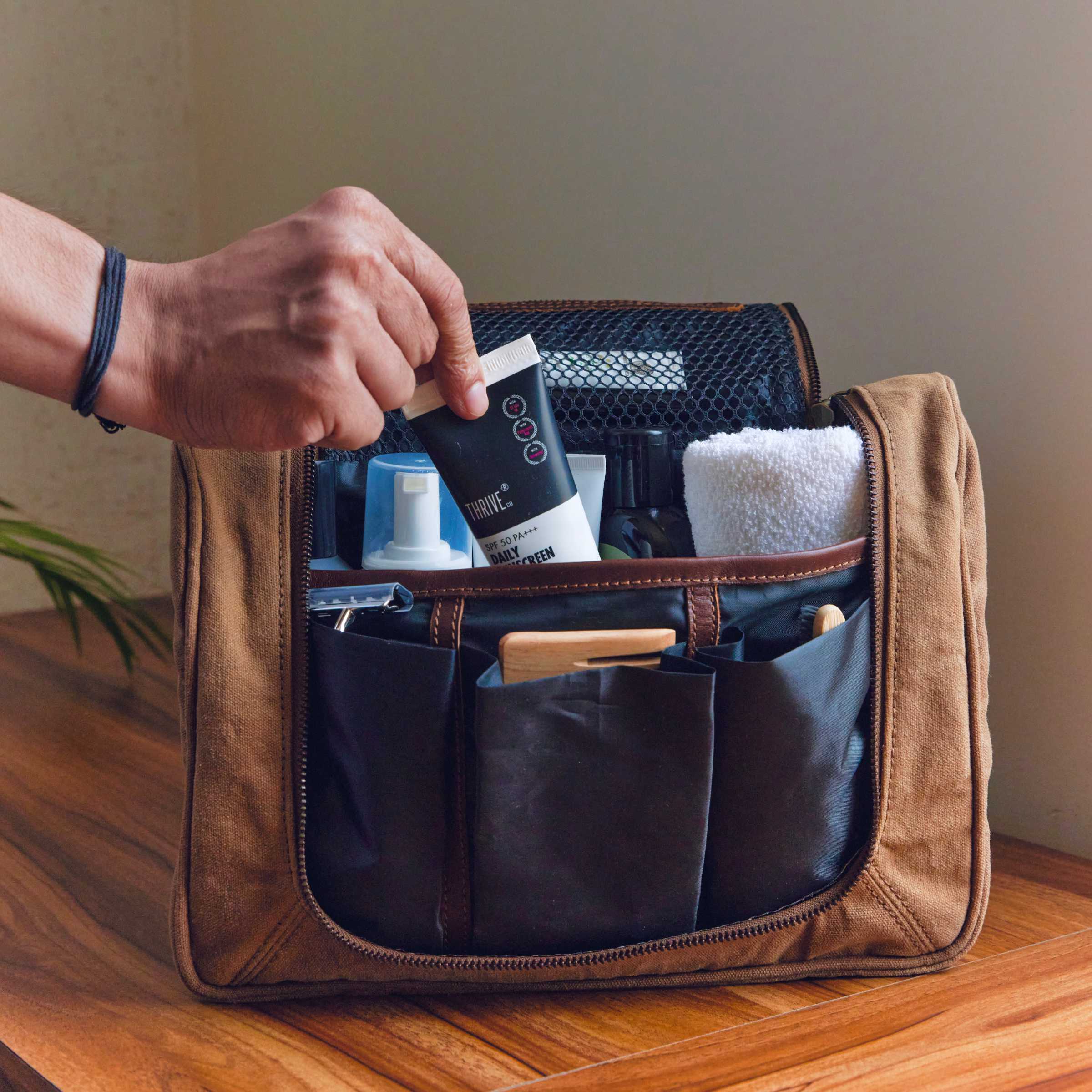 Brown Toiletry Bag | Waxed Canvas - Dpotli