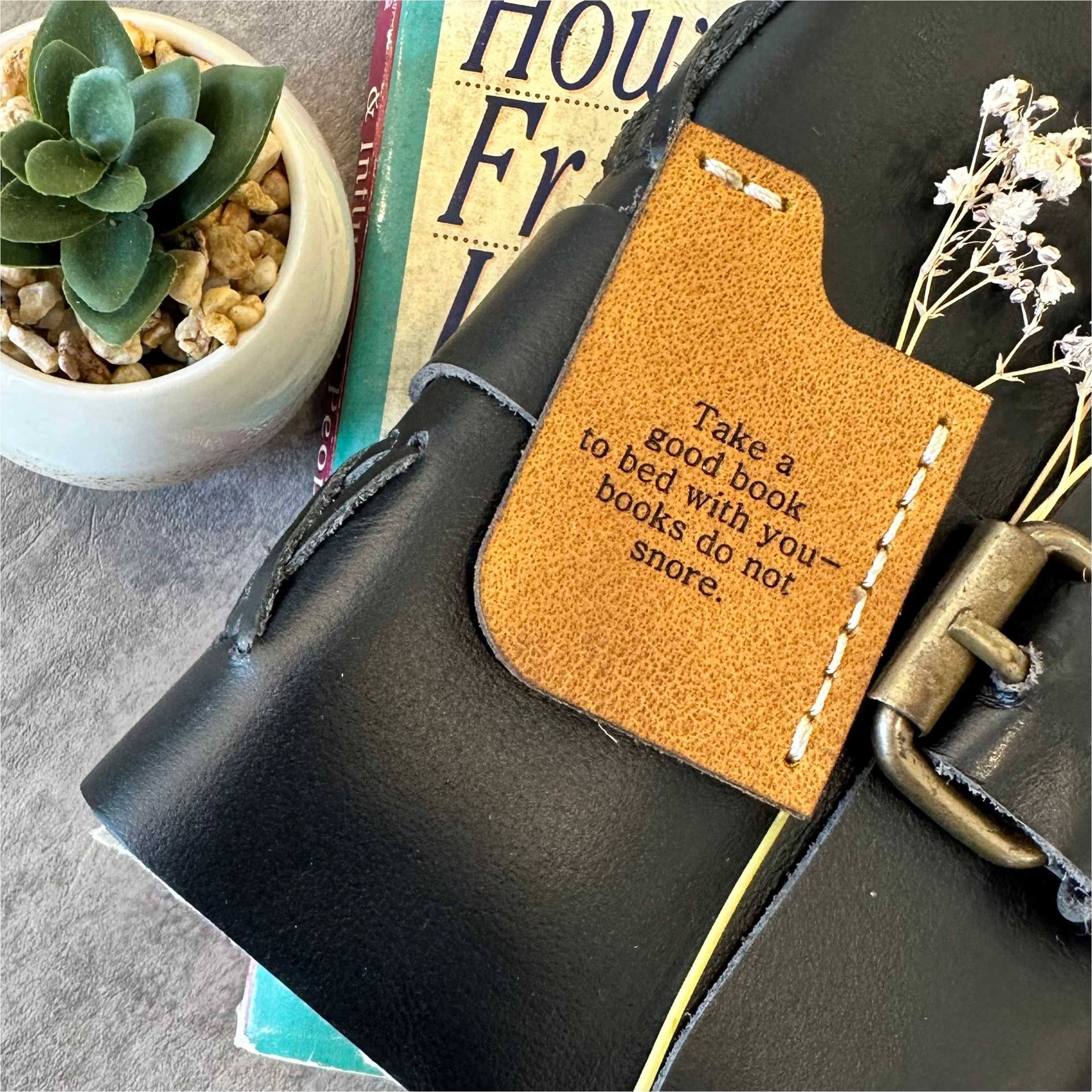 Personalised Leather Bookmarks - Dpotli